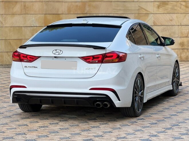 Hyundai Elantra 2018, 81,000 km - 1.6 л - Gəncə