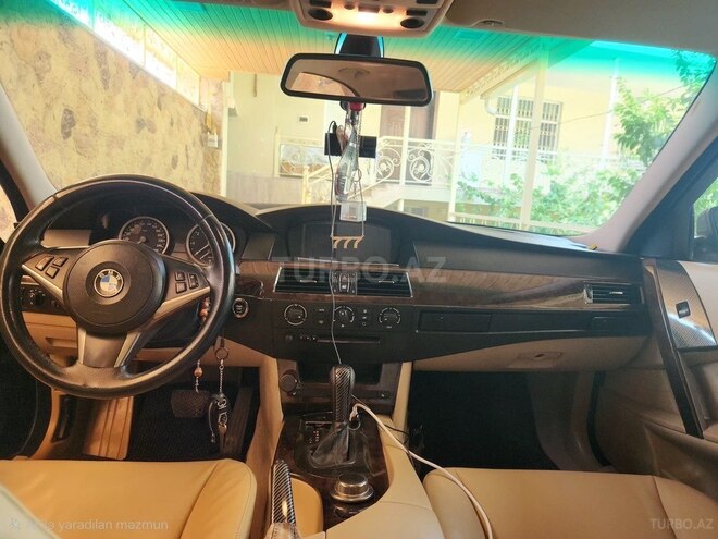 BMW 525 2006, 485,000 km - 2.5 л - Naxçıvan