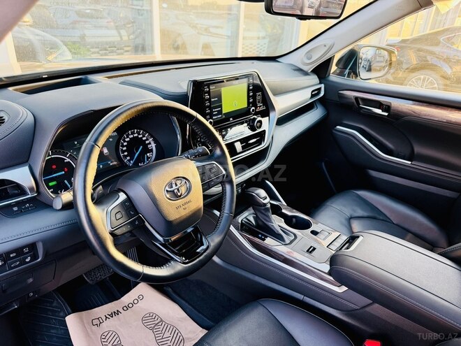 Toyota Highlander 2021, 38,000 km - 2.5 л - Bakı