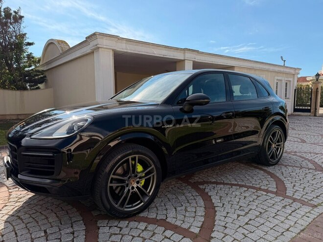 Porsche Cayenne E-Hybrid 2022, 67,000 km - 3.0 l - Bakı