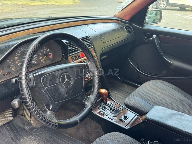 Mercedes C 240 1998, 284,848 km - 2.4 l - Bakı