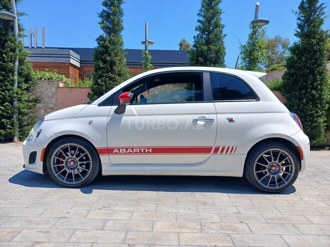 Abarth  2014, 180,000 km - 1.4 l - Bakı