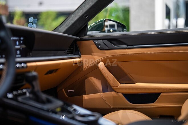 Porsche  2026, 0 km - 4.0 l - Bakı