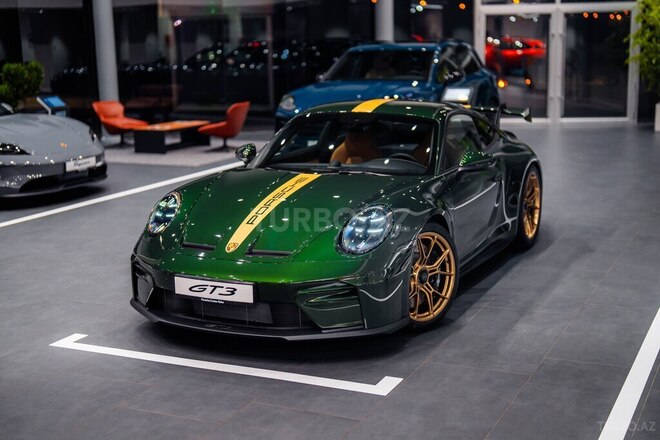 Porsche  2026, 0 km - 4.0 l - Bakı