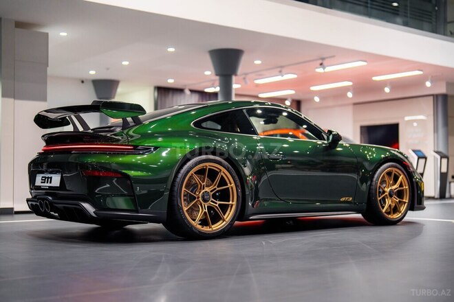 Porsche  2026, 0 km - 4.0 l - Bakı