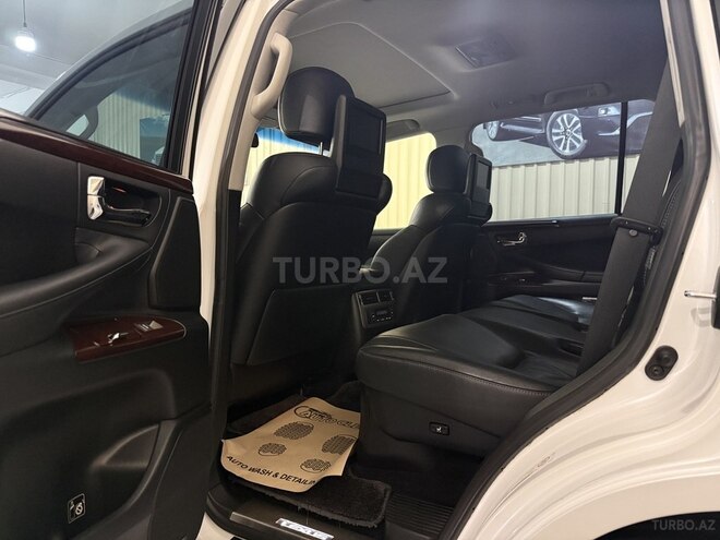 Lexus LX 570 2013, 127,800 km - 5.7 l - Bakı
