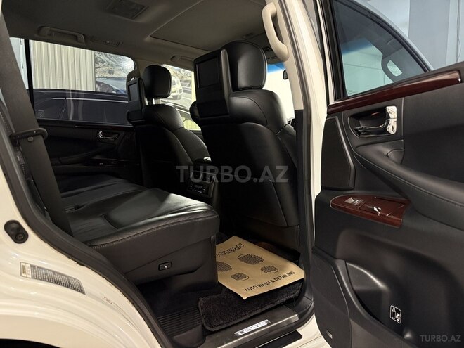 Lexus LX 570 2013, 127,800 km - 5.7 l - Bakı