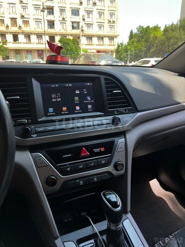 Hyundai Elantra 2017, 160,934 km - 2.0 l - Bakı