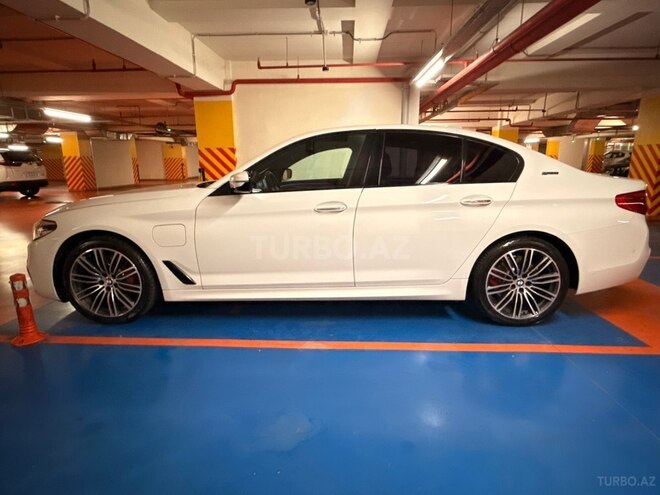 BMW 530e 2017, 126,486 km - 2.0 л - Bakı