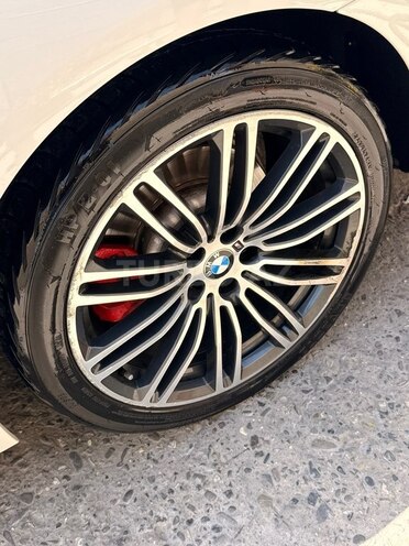 BMW 530e 2017, 126,486 km - 2.0 л - Bakı