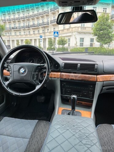 BMW 728 1998, 380,000 km - 2.8 l - Bakı