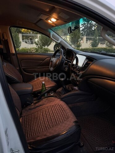 Mitsubishi L200 2021, 146,000 km - 2.4 l - Bakı