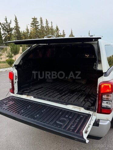 Mitsubishi L200 2021, 146,000 km - 2.4 l - Bakı