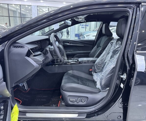 Toyota Camry 2025, 30,300 km - 2.0 l - Bakı