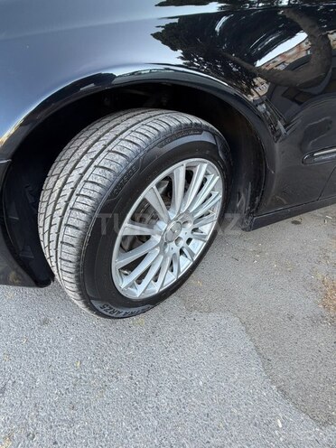 Mercedes E 280 2006, 385,000 km - 3.0 l - Sumqayıt