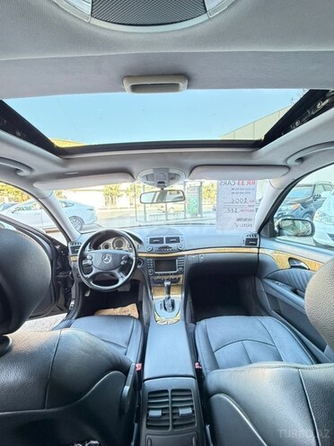 Mercedes E 280 2006, 385,000 km - 3.0 l - Sumqayıt