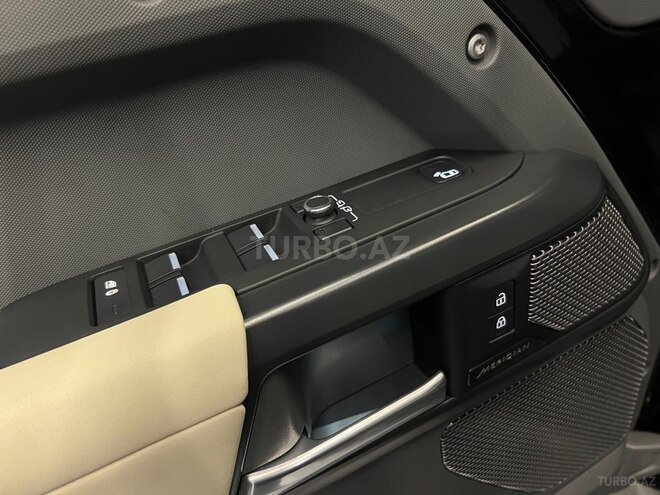 Land Rover Defender 2022, 94,000 km - 2.0 l - Bakı