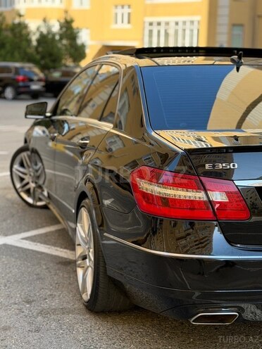 Mercedes E 300 2009, 240,000 km - 3.5 l - Sumqayıt