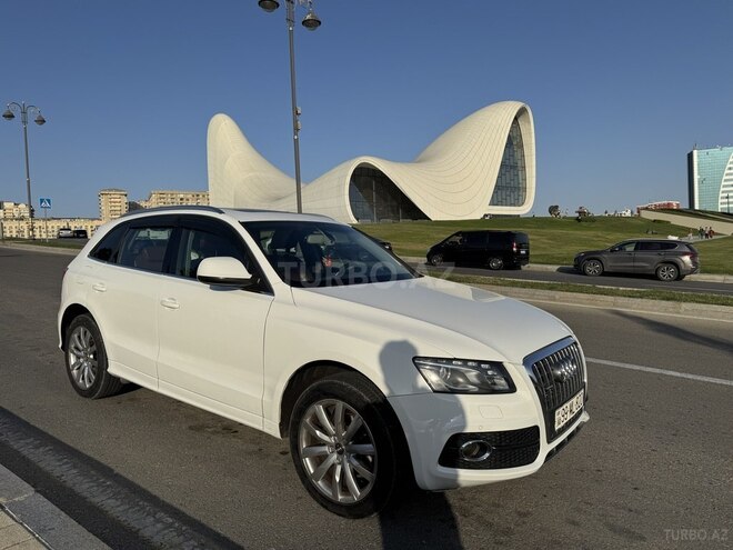 Audi Q5 2010, 220,000 km - 2.0 l - Bakı
