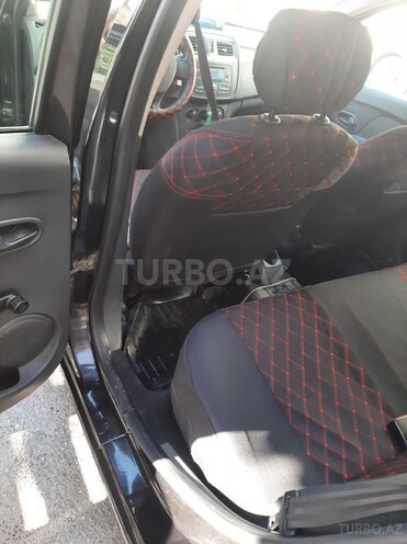 Renault Logan 2015, 178,000 km - 1.6 l - Bakı