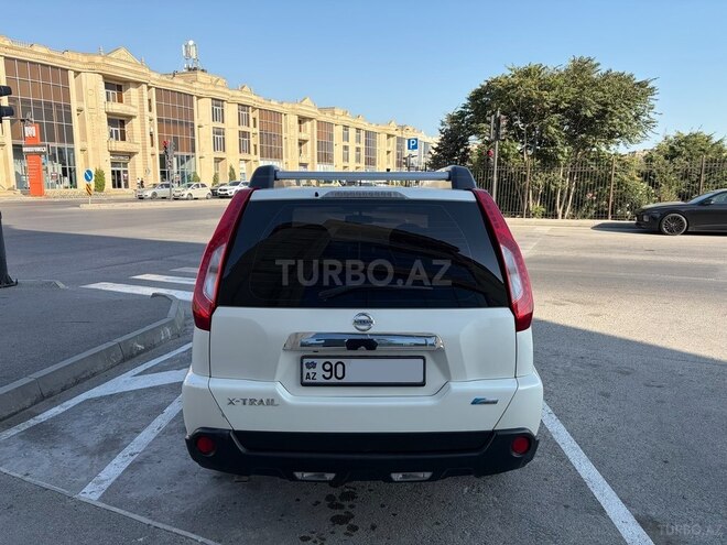 Nissan X-Trail 2010, 177,000 km - 2.5 l - Bakı