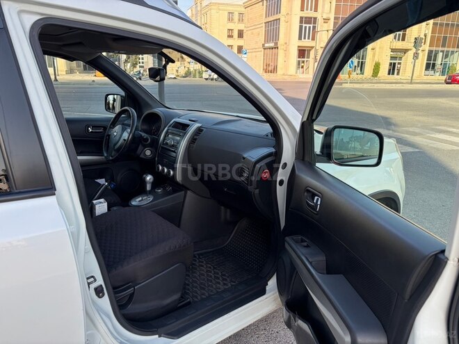 Nissan X-Trail 2010, 177,000 km - 2.5 l - Bakı