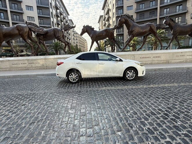 Toyota Corolla 2014, 230,000 km - 1.6 l - Bakı