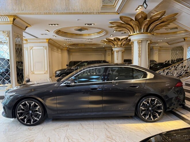 BMW 530e 2024, 20,000 km - 2.0 л - Bakı
