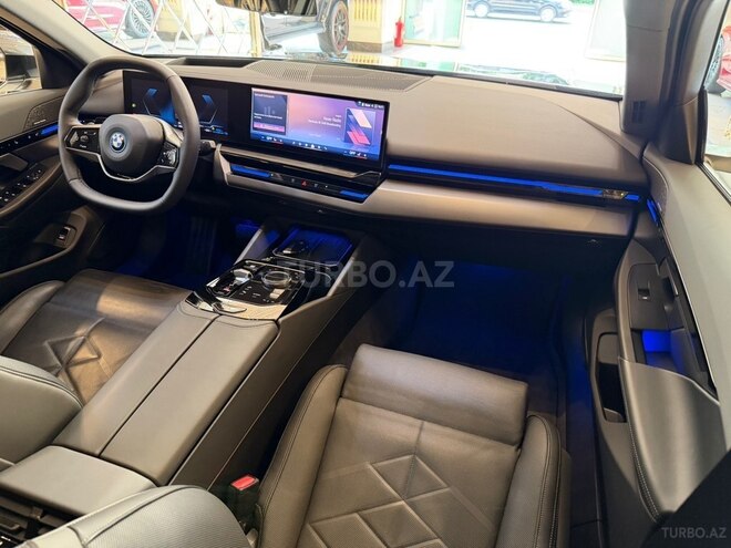 BMW 530e 2024, 20,000 km - 2.0 л - Bakı
