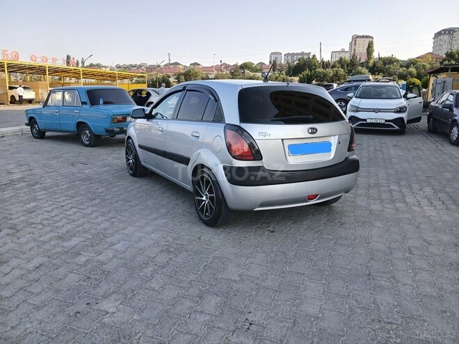 Kia Rio 2006, 318,488 km - 1.4 л - Bakı