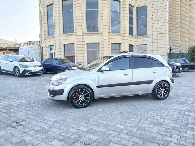 Kia Rio 2006, 318,488 km - 1.4 л - Bakı