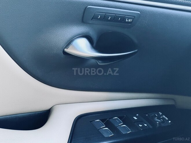 Lexus ES 300h 2021, 80,000 km - 2.5 л - Bakı