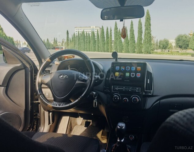 Hyundai i30 2010, 368,000 km - 1.6 l - Gəncə