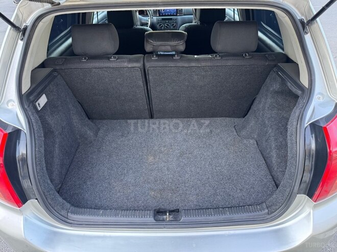 Toyota Corolla 2005, 292,000 km - 1.4 л - Sumqayıt
