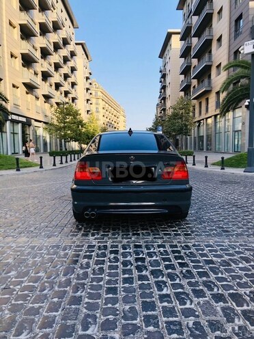 BMW 325 2004, 252,667 km - 2.5 l - Bakı