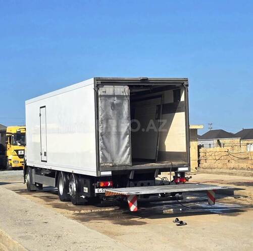 Mercedes Axor 2533 2011, 612,000 km - 7.2 l - Bakı