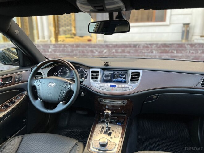 Hyundai Genesis 2010, 197,584 km - 3.8 л - Bakı