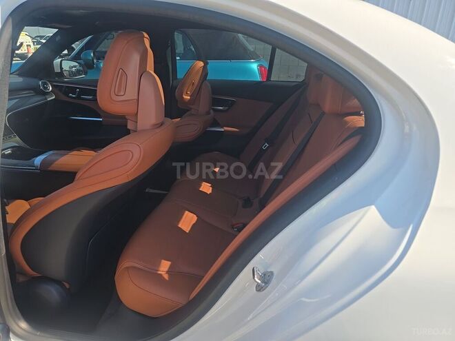 Mercedes C 300 2024, 85,640 km - 2.0 l - Bakı