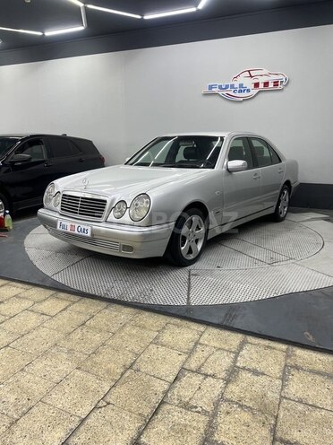 Mercedes E 240 1999, 453,280 km - 2.4 l - Sumqayıt