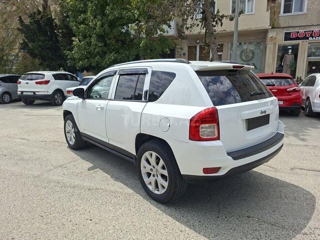 Jeep Compass 2012, 218,000 km - 2.4 l - Bakı