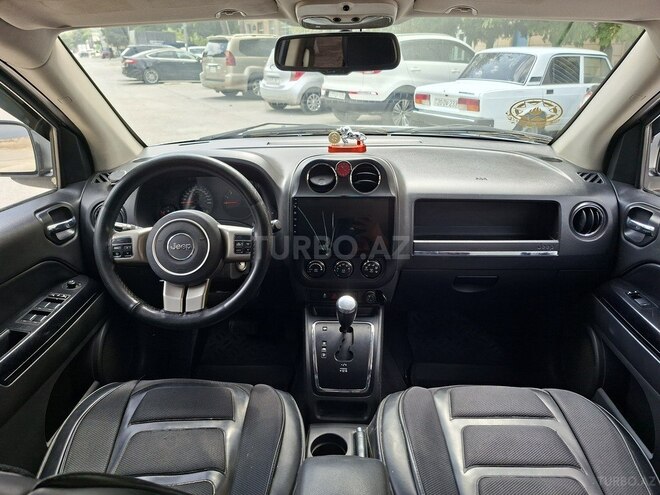 Jeep Compass 2012, 218,000 km - 2.4 l - Bakı
