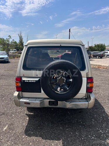 Mitsubishi Pajero 1992, 400,000 km - 2.5 l - Sumqayıt