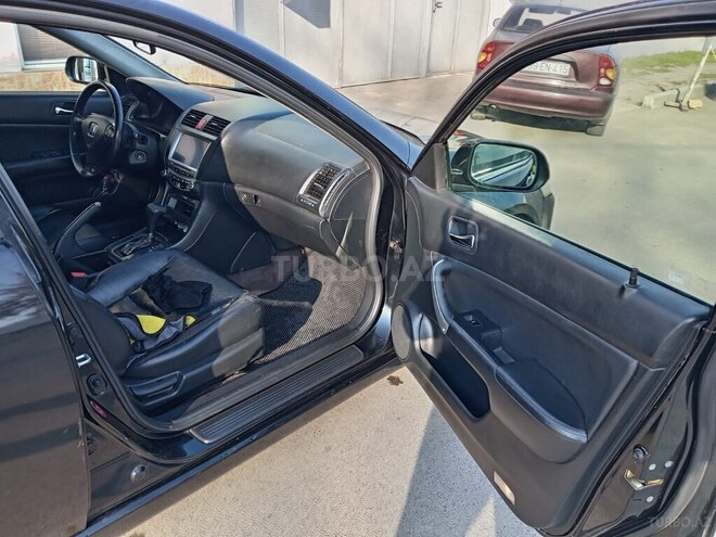 Honda Accord 2004, 250,000 km - 2.4 l - Quba