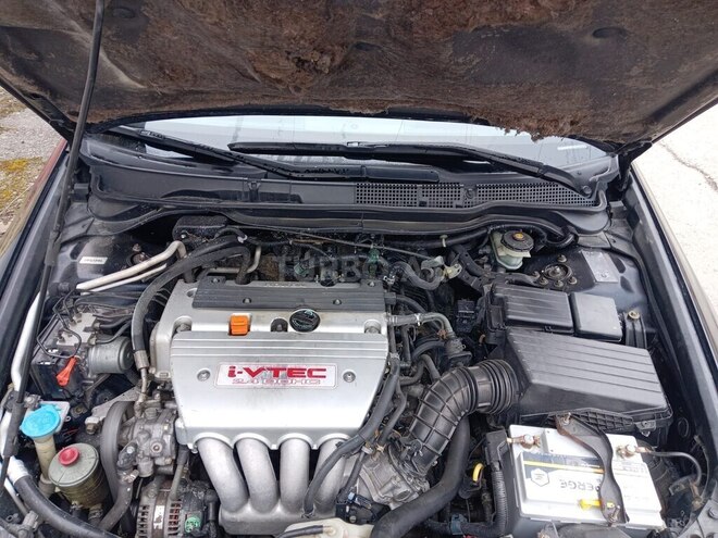 Honda Accord 2004, 250,000 km - 2.4 l - Quba
