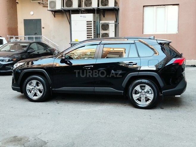 Toyota RAV4 2025, 33,000 km - 2.5 l - Bakı