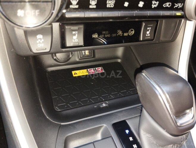 Toyota RAV4 2025, 33,000 km - 2.5 l - Bakı