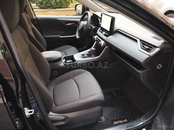 Toyota RAV4 2025, 33,000 km - 2.5 l - Bakı