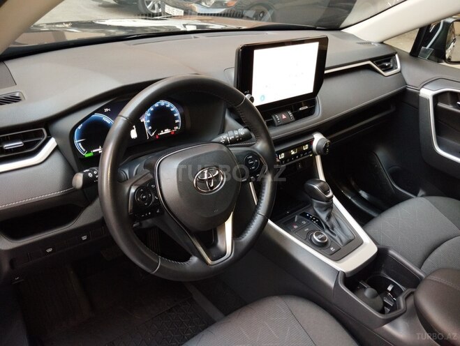 Toyota RAV4 2025, 33,000 km - 2.5 l - Bakı
