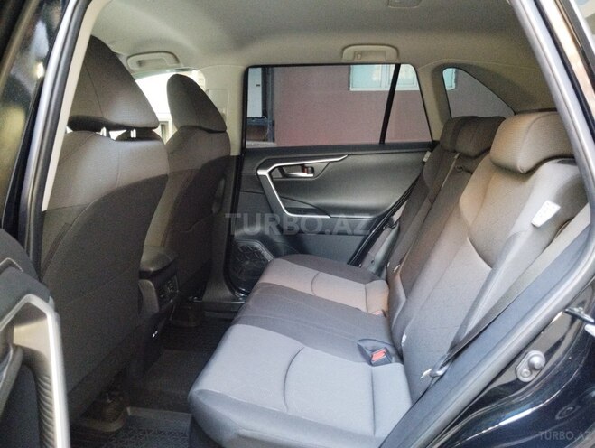 Toyota RAV4 2025, 33,000 km - 2.5 l - Bakı