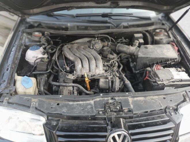 Volkswagen Jetta 2000, 561,283 km - 2.0 l - Bakı